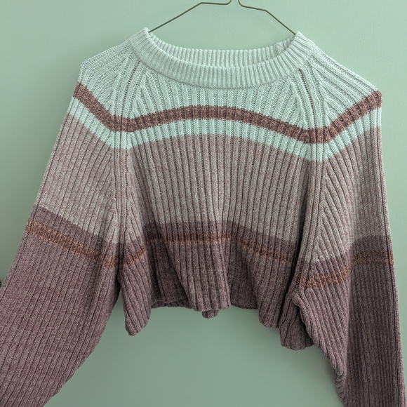 Aeropostale XS Striped Ribbed Sweater - Cream and Burgundy Fall Winter Teen EUC - Picture 3 of 7
